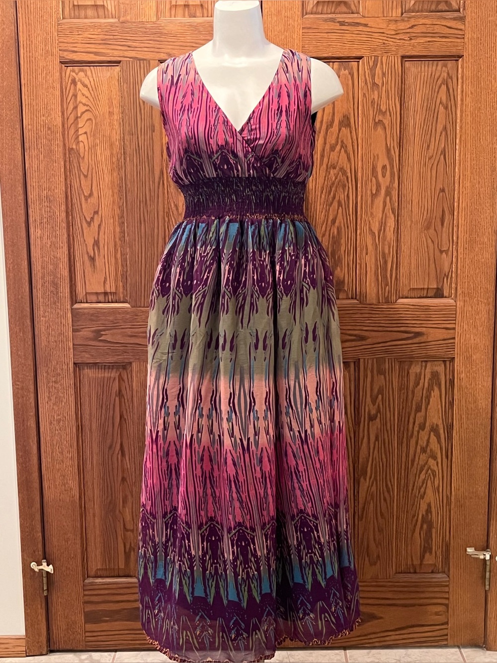 Magic Boho Y2K Sleeveless V-Neck Maxi Dress M
